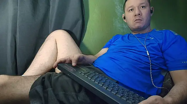 sweet_cock28 webcam