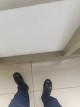BiGdick_98p webcam