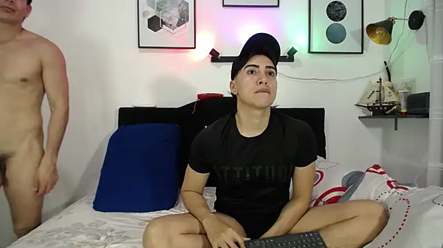 Thomas_and_lyan webcam