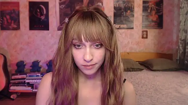 Friendly_Ellie webcam