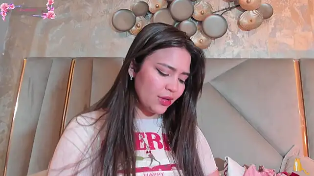 KimDevinne webcam