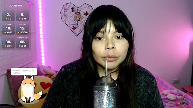 EllieMoonX webcam