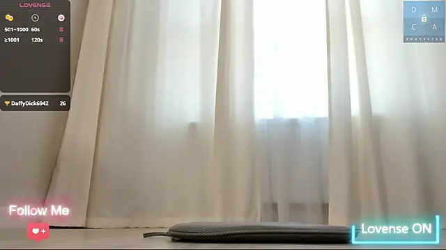 MinaDiamondd webcam