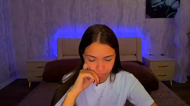 AlexaBarkley webcam