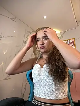bella_vibess_s webcam