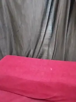 Roji_bha live cam on StripChat