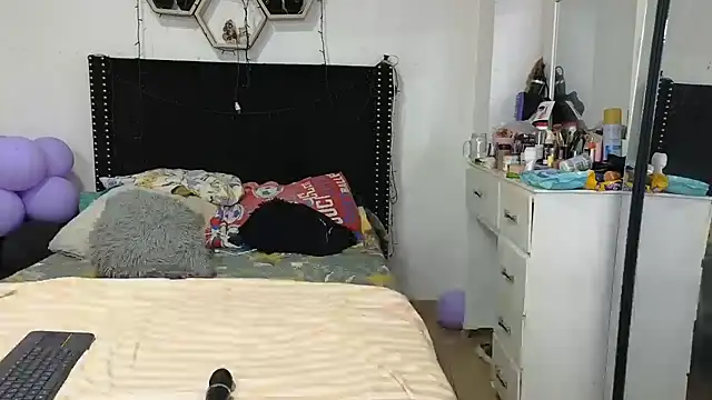 charlotte_077 webcam