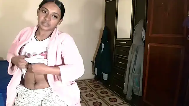 indiansweetflava webcam