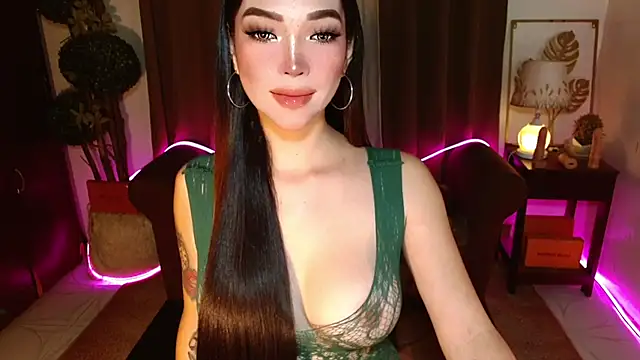 MouthWatering_Ayesha webcam