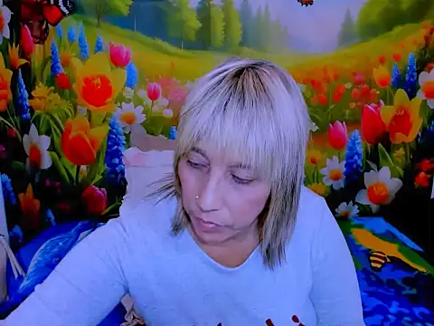 indianroxy webcam