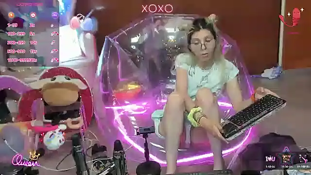 Skinygirl webcam