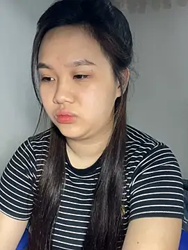 Almira6868 webcam