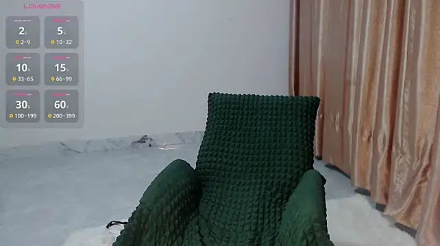 yiyiya520 live webcam