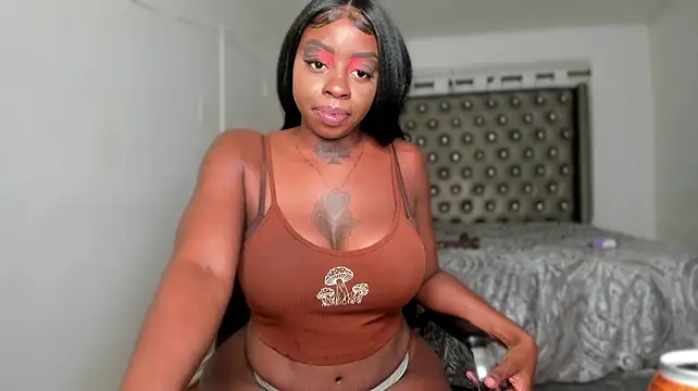 SashaMalone webcam