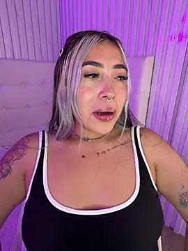 ManuelaVeeleez webcam