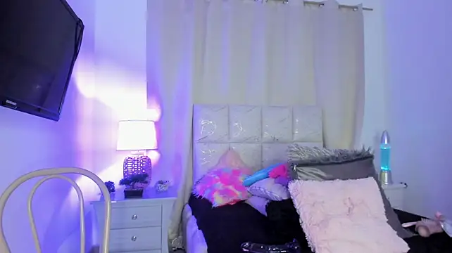 aliyah_sweet webcam