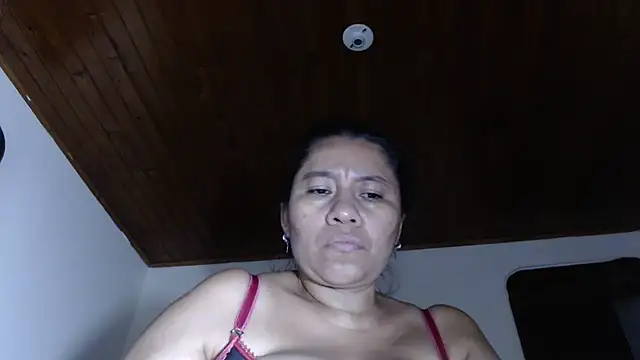 adrixxx38 webcam
