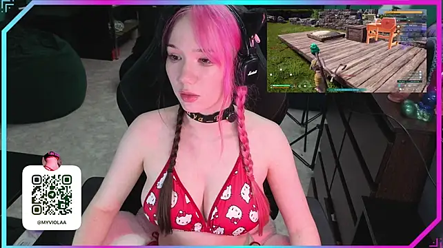 Maya_Viola webcam
