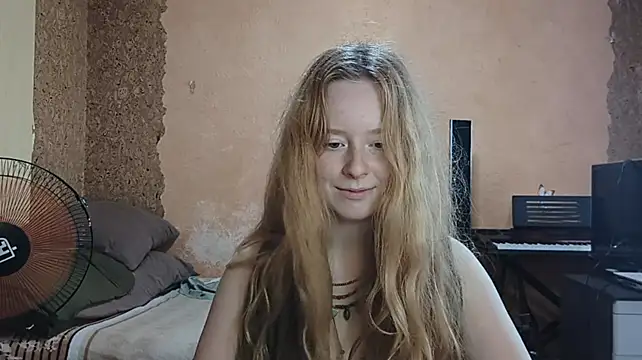 KateVibe_01 webcam