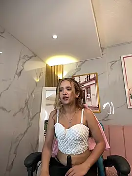 bella_vibess_s webcam
