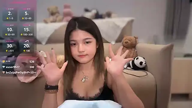 c-xuxu150 live cam on StripChat