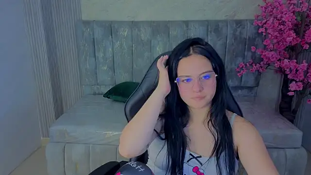 sarita_09_s webcam