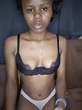 sexy_girlyee webcam