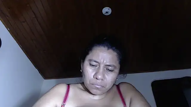 adrixxx38 webcam