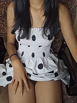 Lusty-Dishuu webcam