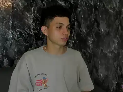 cameron_lux77 webcam