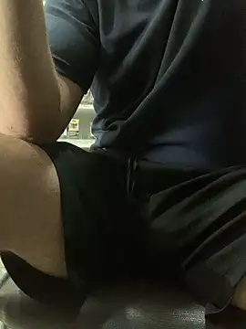 bigdickguy21cm's live cam
