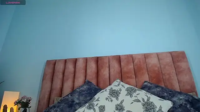 nana_levy webcam