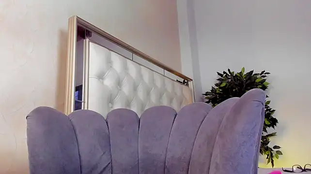 Miss_KhalifaDoll live sex cam