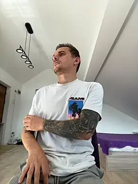 Huge_cock22cm