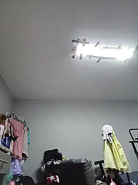 Woofer_dick webcam