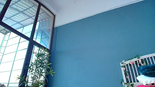 AlicePirs live cam on StripChat