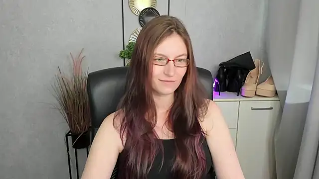 emmaxDelight live cam on StripChat