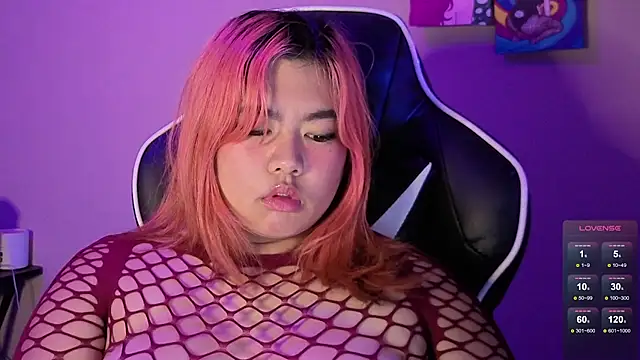 kuromixx444 live cam on StripChat