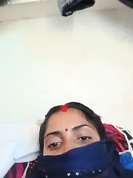 Poojaxx56 webcam