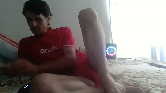 yvesstorm1 webcam