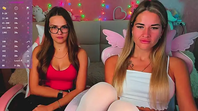 hotty_girls_here webcam