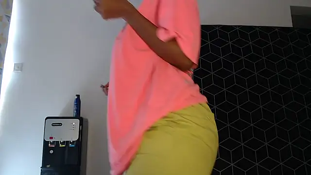 CurvyGlass webcam