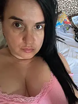TriumphLove webcam