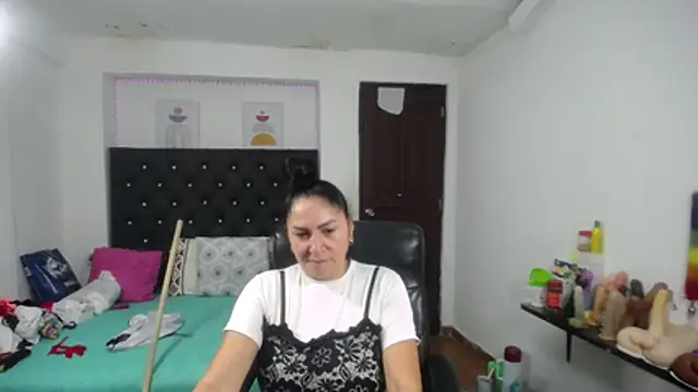 mature_bigboobs10 webcam