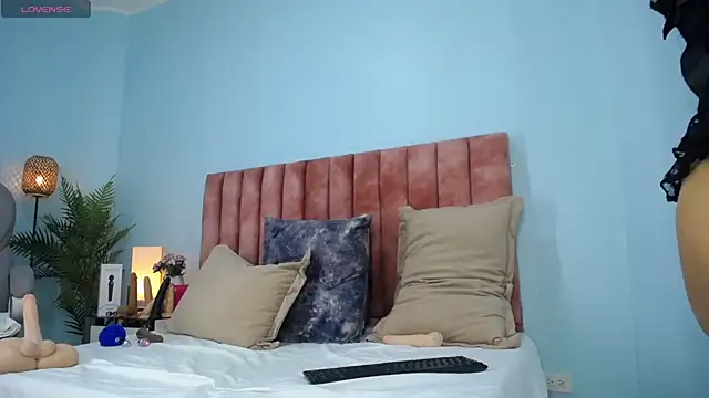 nana_levy webcam