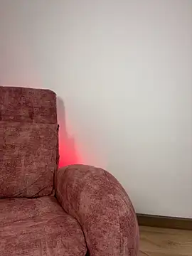 Lucy_699 webcam
