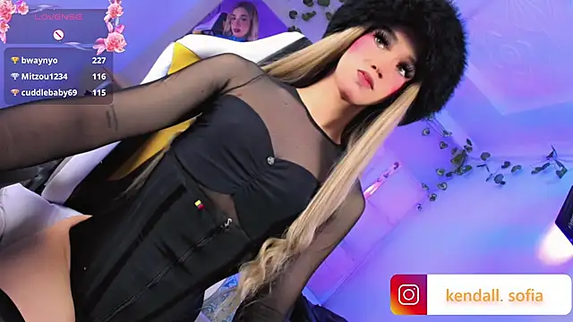 Sophiaa_doll_ webcam