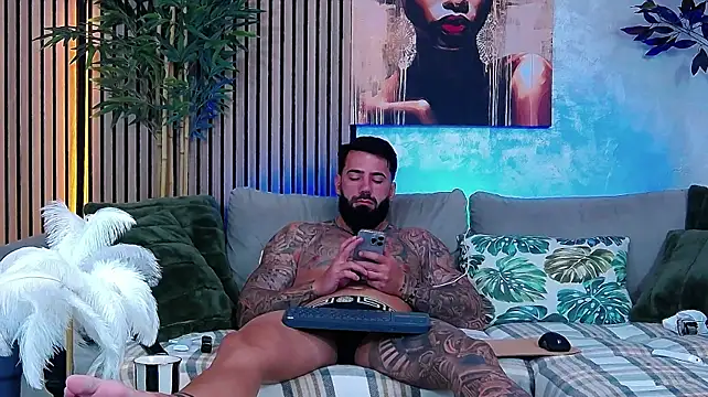 masterkingofmusclee webcam