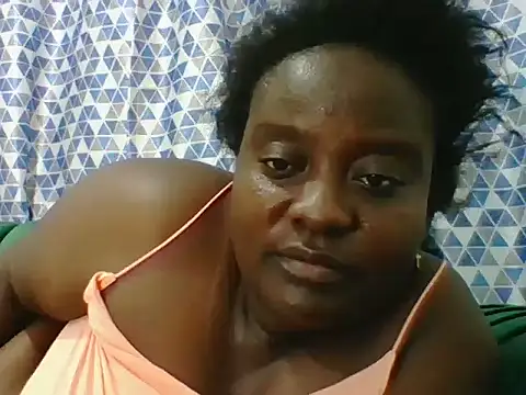 Sexytummygal webcam