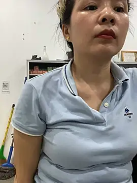 Ivy_Trix2 webcam